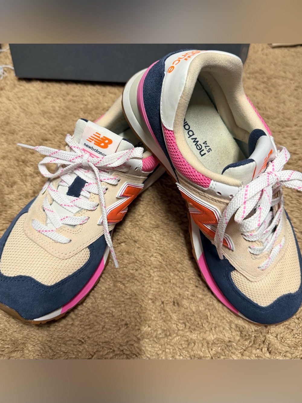 WL574PH2 Women’s New Balance 574 Size 7.5